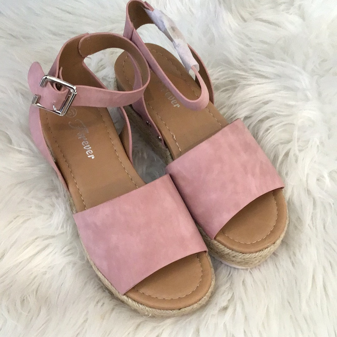 Dusty pink sandals